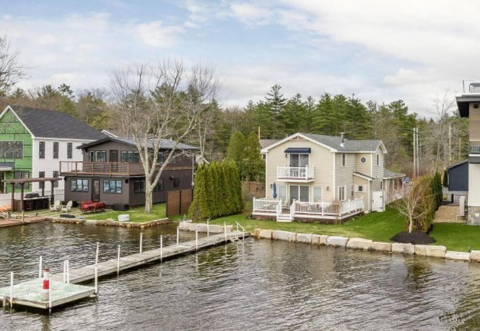 Waterfront Home With Dock Belmont Eksteriør bilde